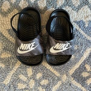 Baby Nike Slides (size 6C)